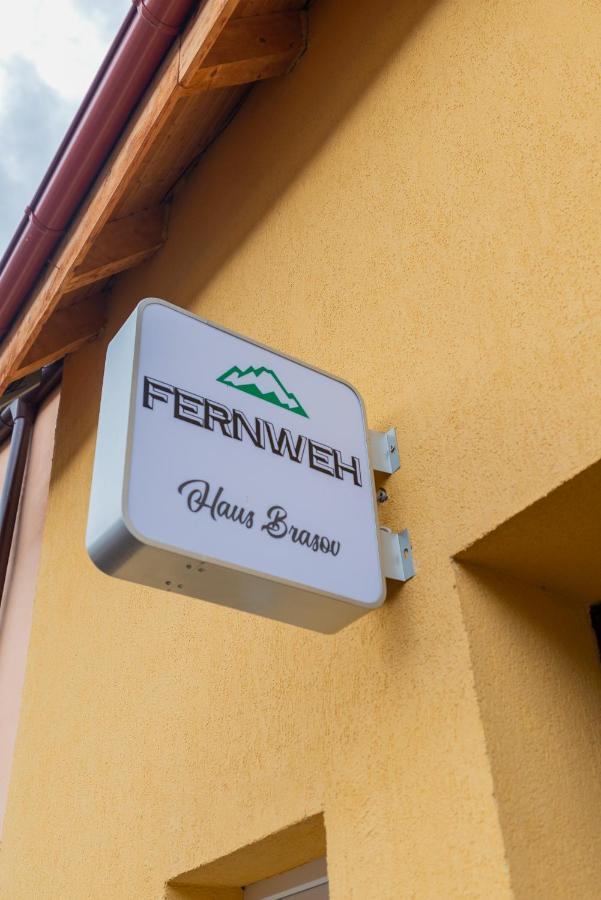 Fernweh Haus Brasov Hotel Bagian luar foto