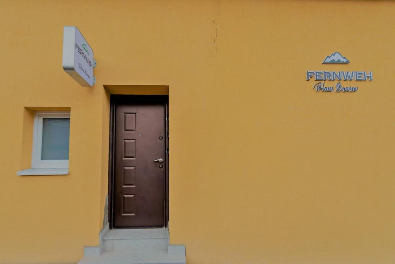 Fernweh Haus Brasov Hotel Bagian luar foto