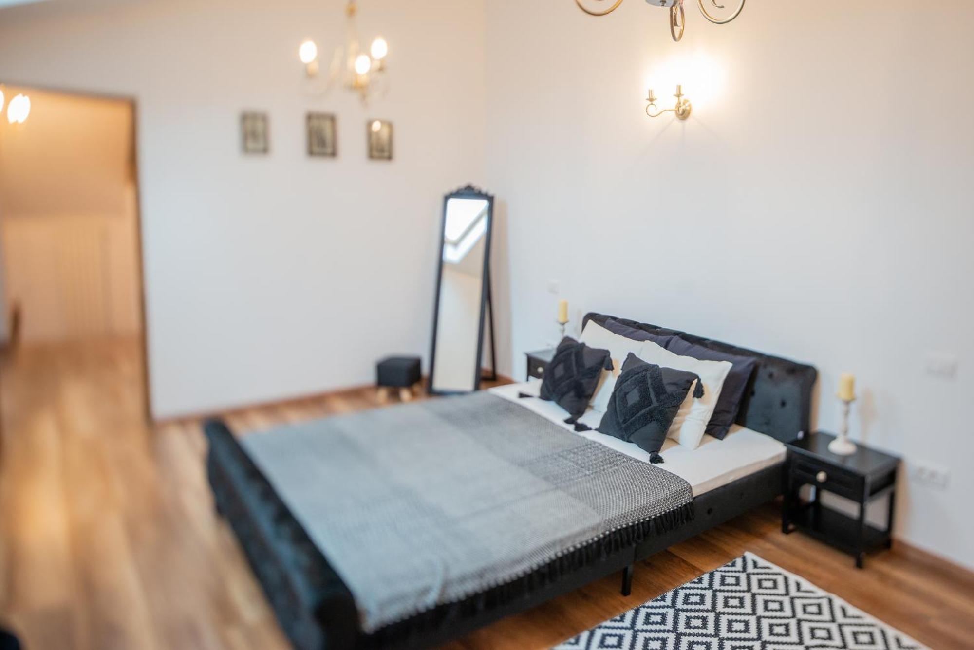 Fernweh Haus Brasov Hotel Ruang foto